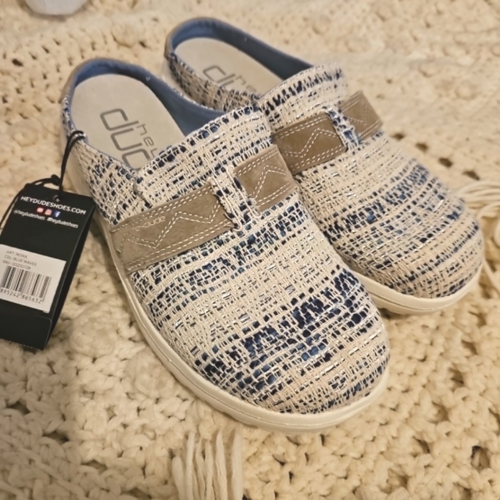 Hey Dude Nora Blue Waves Womens Size 8 Womens Slip On Slide Shoes